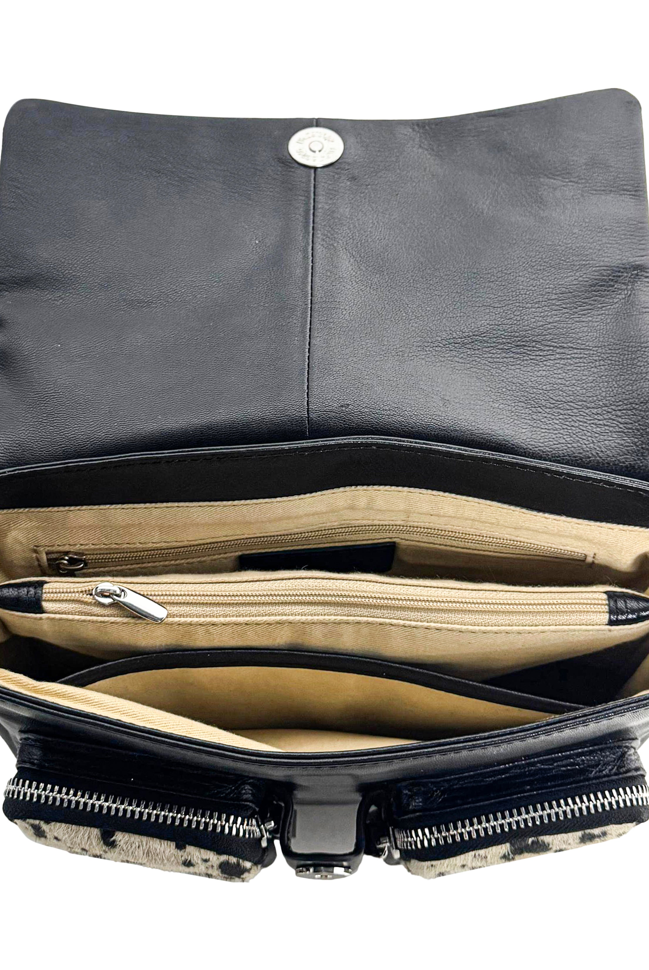 inside photo of leather maxke vaca bag