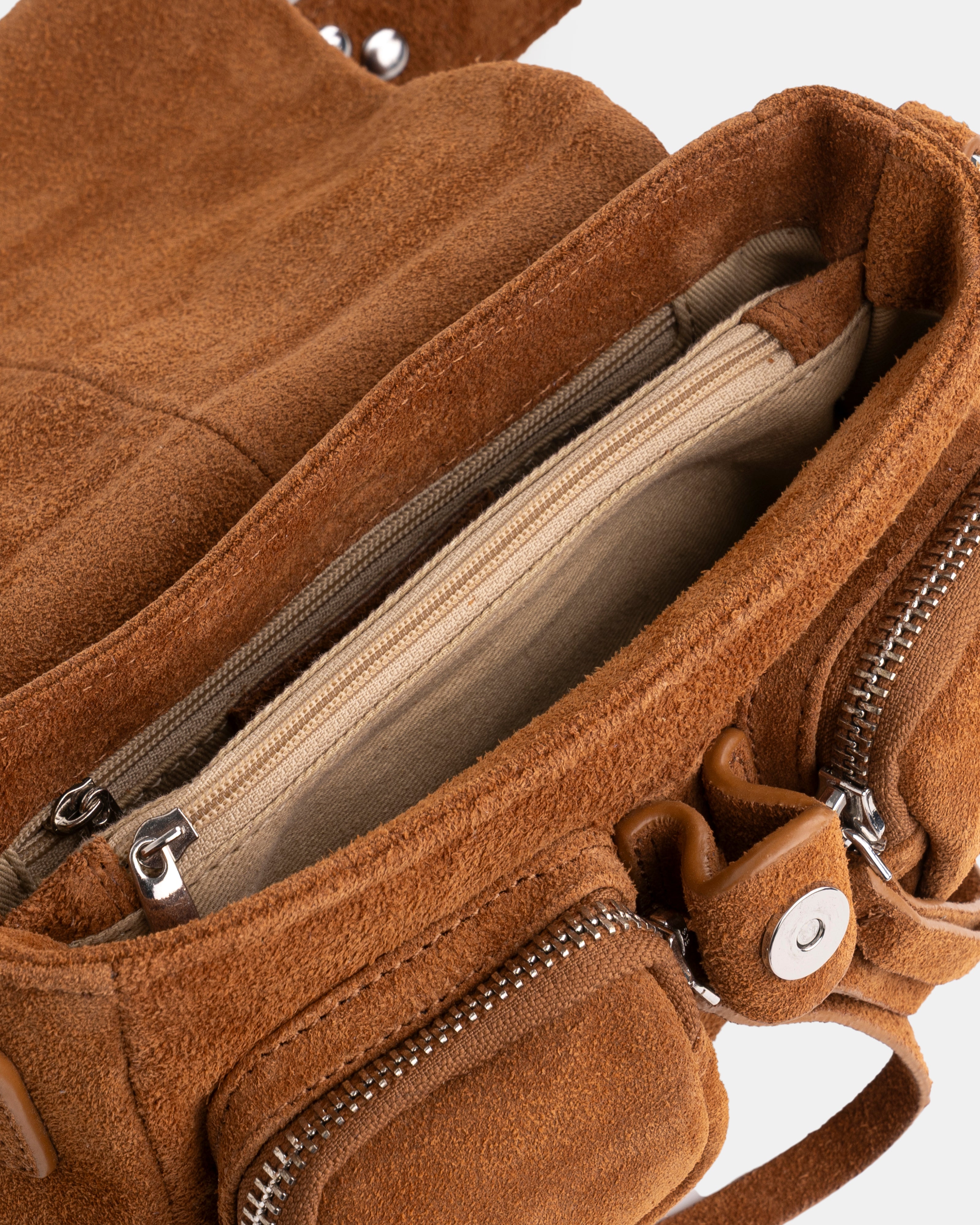 Max Mini Suede Caramel Neuville. inside detail photo