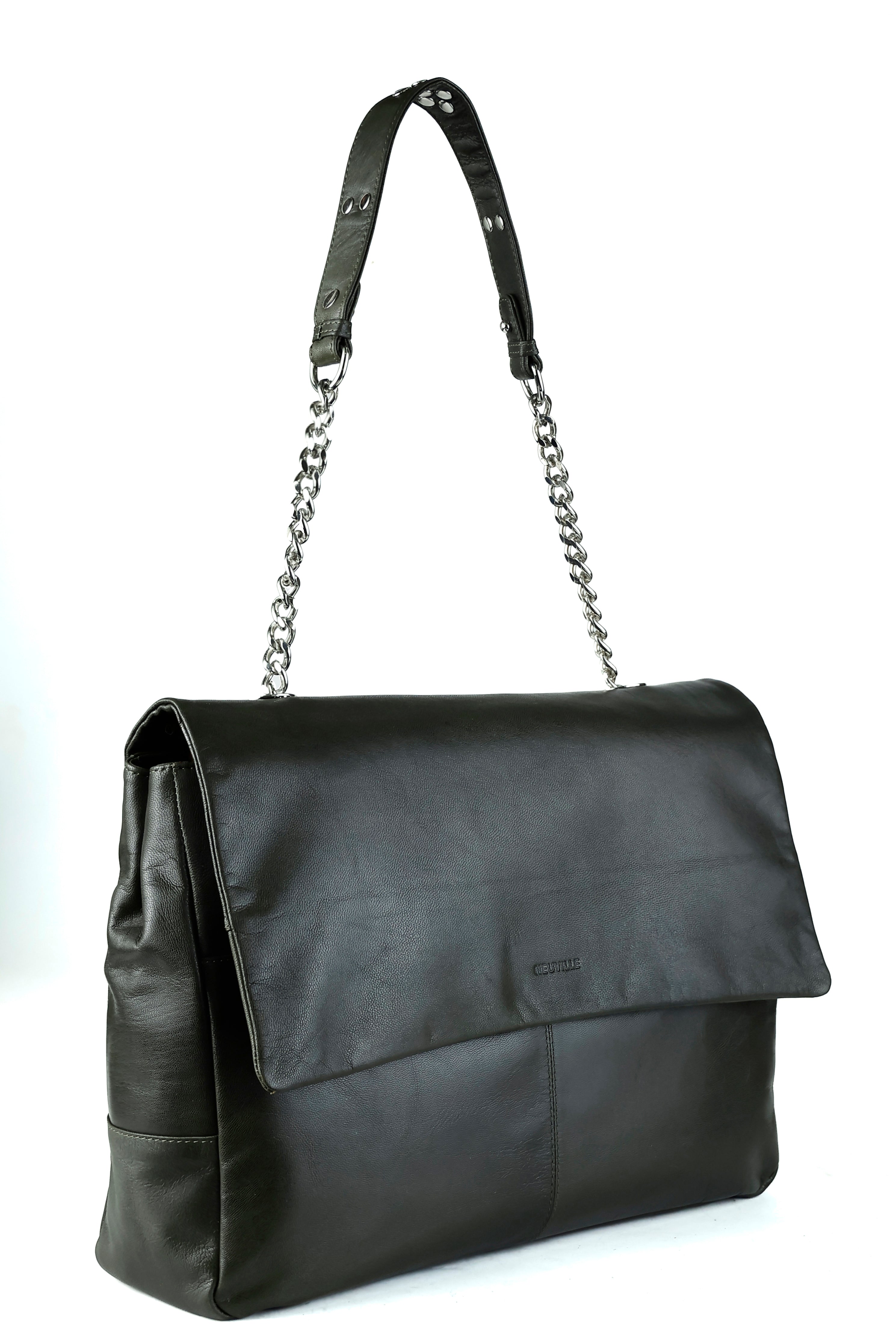 【送料&関税込】BY FAR Black Leather Rachel Handbag Rachel Patent Leather Bag (RACHEL-BLACK-PATENT)