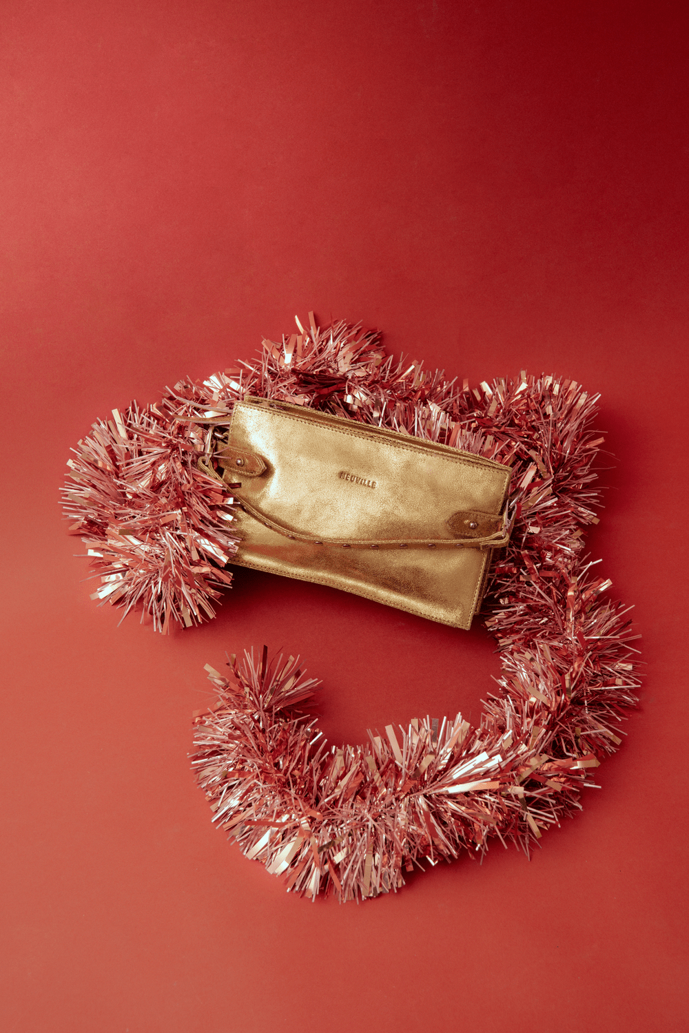 rockmamametalgold_a69bb774-b4fd-4c9f-9eb6-3462fe891127.png